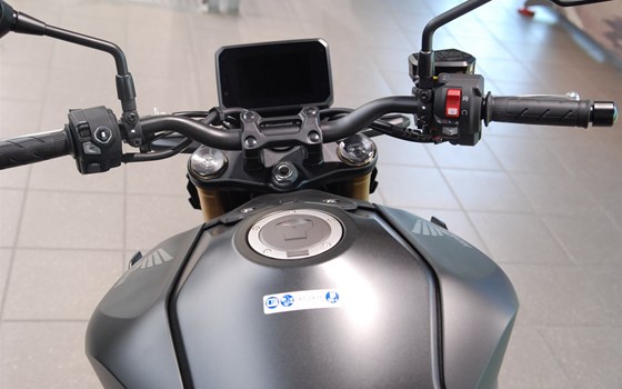 Verleihmotorrad Honda CB1000 Hornet SP vom Händler Motorrad Kröber - Bild 7 Verleihmotorrad Honda CB1000 Hornet SP vom Händler Motorrad Kröber - Bild 7