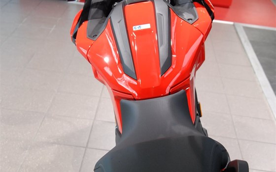Verleihmotorrad Honda NC750X DCT vom Händler Motorrad Kröber - Bild 12 Verleihmotorrad Honda NC750X DCT vom Händler Motorrad Kröber - Bild 12