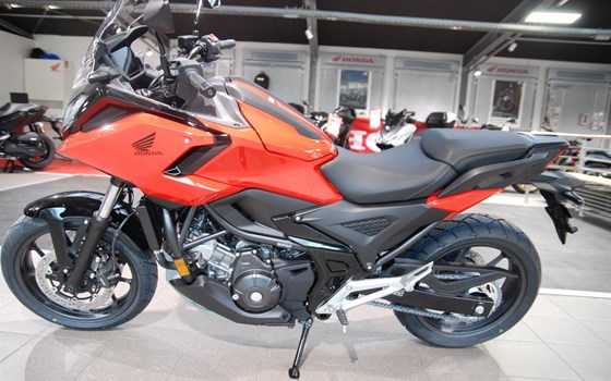 Verleihmotorrad Honda NC750X DCT vom Händler Motorrad Kröber - Bild 4 Verleihmotorrad Honda NC750X DCT vom Händler Motorrad Kröber - Bild 4