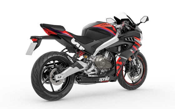 Verleihmotorrad Aprilia RS 457 vom Händler AUTO- UND MOTORRADHAUS BORCHARDT GmbH - Bild 15 Verleihmotorrad Aprilia RS 457 vom Händler AUTO- UND MOTORRADHAUS BORCHARDT GmbH - Bild 15