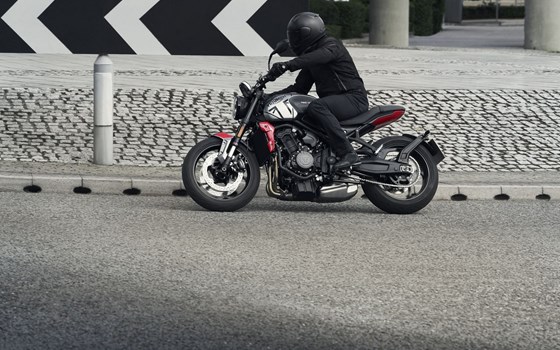 Verleihmotorrad Triumph Speed Twin 900 vom Händler Motorradhaus Borchardt - Bild 25 Verleihmotorrad Triumph Speed Twin 900 vom Händler Motorradhaus Borchardt - Bild 25