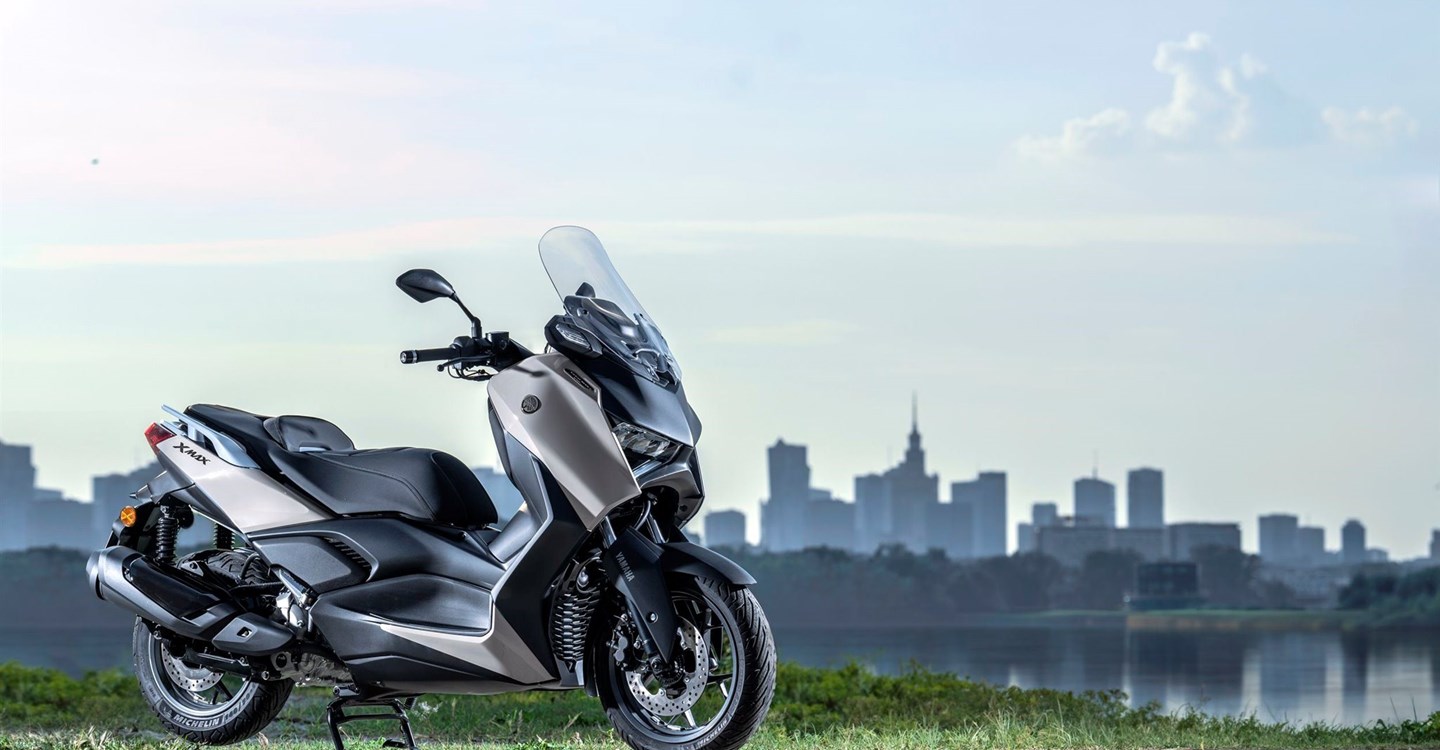 Verleihmotorrad Yamaha XMAX 300 Tech MAX+ vom Händler Zweirad Center Gawelleck