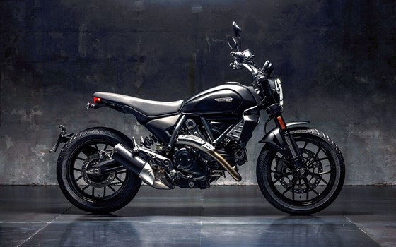 Verleihmotorrad Ducati Scrambler Icon Dark vom Händler Motorpark Schrembs - Bild 9 Verleihmotorrad Ducati Scrambler Icon Dark vom Händler Motorpark Schrembs - Bild 9