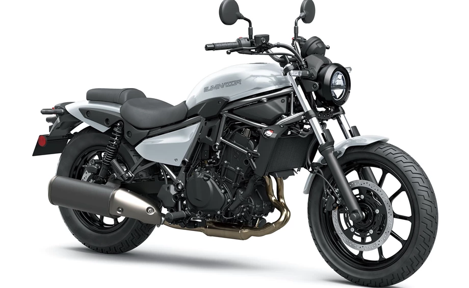 Verleihmotorrad Kawasaki Eliminator 500 vom Händler Motorradsport Schadenberg GbR Bild 7: Verleihmotorrad Kawasaki Eliminator 500 vom Händler Motorradsport Schadenberg GbR