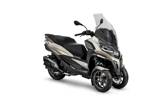 Verleihmotorrad Piaggio MP3 530 HPE Exclusive vom Händler AUTO- UND MOTORRADHAUS BORCHARDT GmbH - Bild 4 Verleihmotorrad Piaggio MP3 530 HPE Exclusive vom Händler AUTO- UND MOTORRADHAUS BORCHARDT GmbH - Bild 4