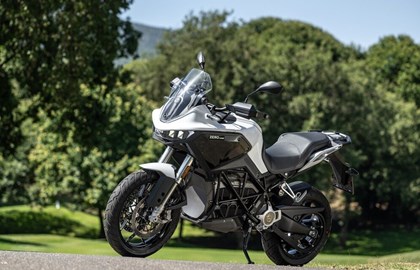 Leihmotorrad Zero DS