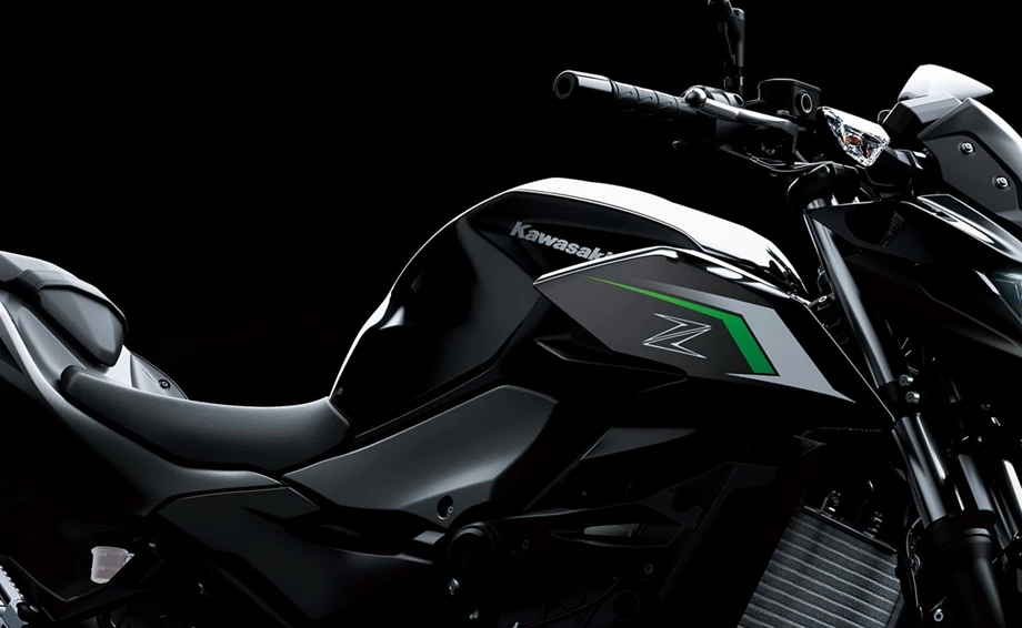 Verleihmotorrad Kawasaki Z 500 vom Händler Motorradsport Schadenberg GbR Bild 8: Verleihmotorrad Kawasaki Z 500 vom Händler Motorradsport Schadenberg GbR