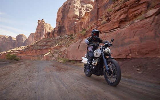 Verleihmotorrad Triumph Scrambler 1200 X vom Händler Motorrad Dirnberger GmbH & Co. KG - Bild 10 Verleihmotorrad Triumph Scrambler 1200 X vom Händler Motorrad Dirnberger GmbH & Co. KG - Bild 10