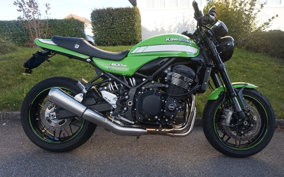 Verleihmotorrad Kawasaki Z900 RS vom Händler Eichenberger Zweirad-Sport - Bild 3 Verleihmotorrad Kawasaki Z900 RS vom Händler Eichenberger Zweirad-Sport - Bild 3