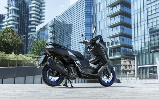 Verleihmotorrad Yamaha NMAX 125 vom Händler TEC-MOTORS GmbH - Bild 6 Verleihmotorrad Yamaha NMAX 125 vom Händler TEC-MOTORS GmbH - Bild 6