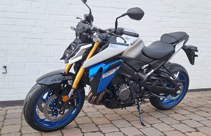 Leihmotorrad Suzuki GSX-S1000