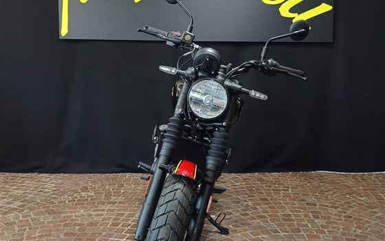 Verleihmotorrad Royal Enfield Guerrilla 450 vom Händler Mop ´n Roll GmbH - Bild 3 Verleihmotorrad Royal Enfield Guerrilla 450 vom Händler Mop ´n Roll GmbH - Bild 3