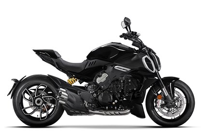 Leihmotorrad Ducati Diavel V4