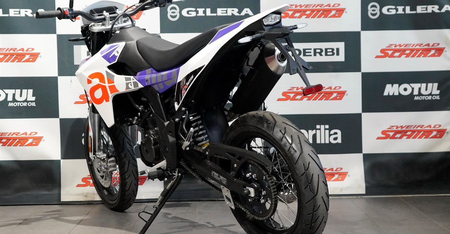 Verleihmotorrad Aprilia SX 125 vom Händler Zweirad Schira Inh. Uwe Schütze e.K.
