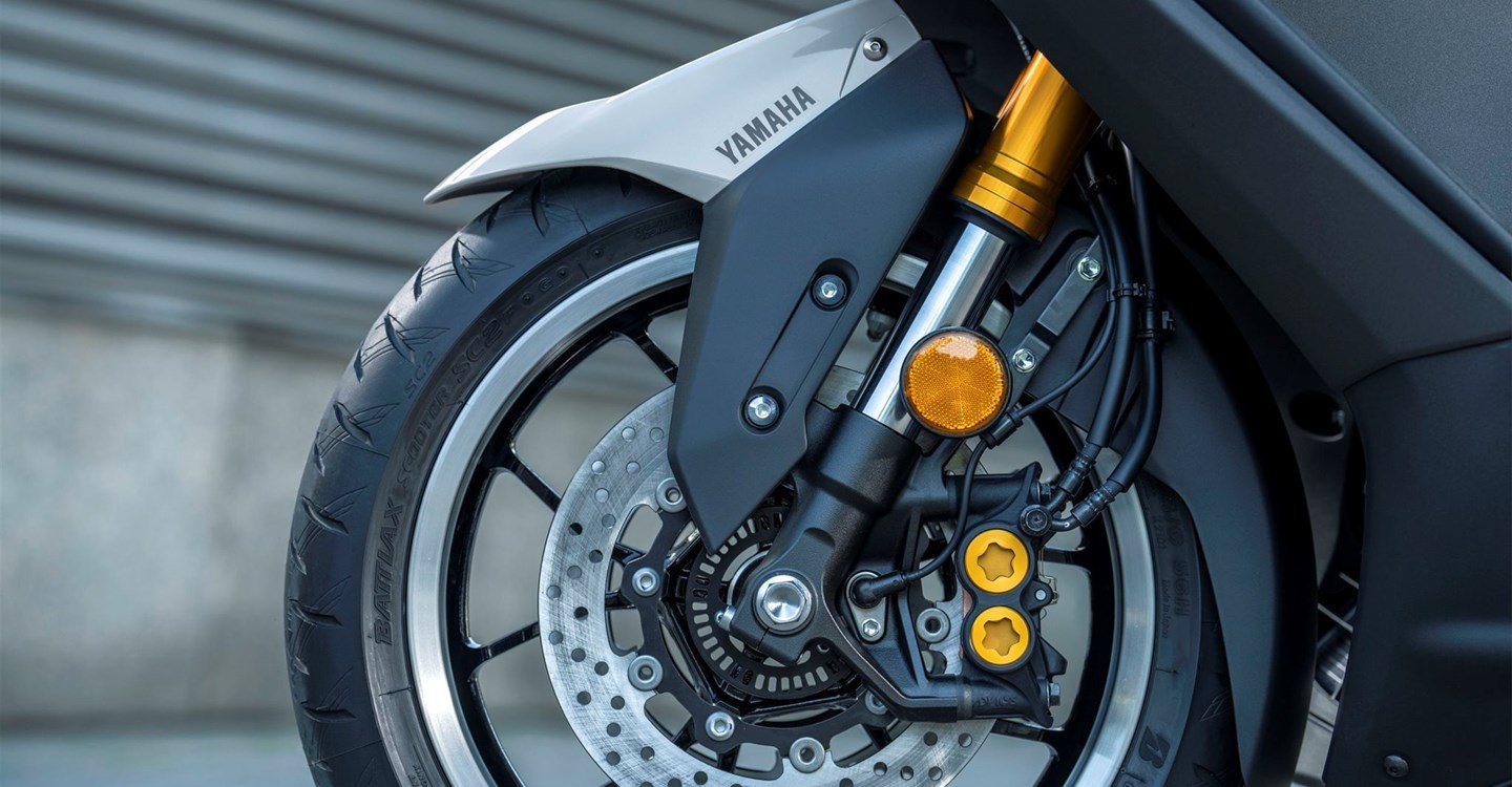 Verleihmotorrad Yamaha TMAX Tech MAX vom Händler Zweirad Center Gawelleck