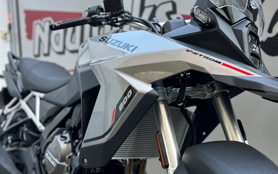 Verleihmotorrad Suzuki V-Strom 800 vom Händler Motorrad Naujocks - Bild 8