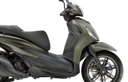 Leihmotorrad Piaggio Beverly 400 S Leihmotorrad Piaggio Beverly 400 S