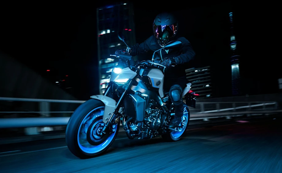 Verleihmotorrad Yamaha MT-09 vom Händler MotoYama GmbH Bild 2: Verleihmotorrad Yamaha MT-09 vom Händler MotoYama GmbH