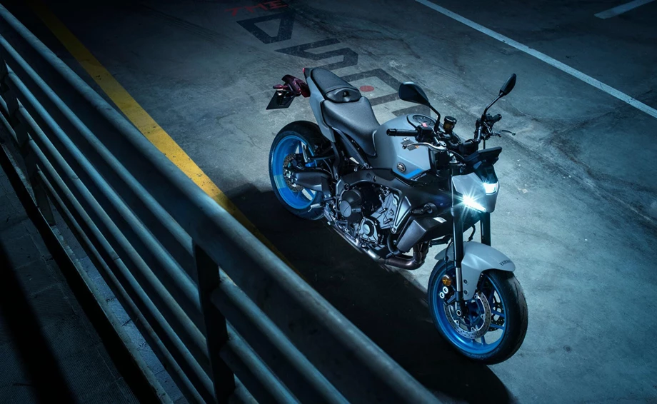 Verleihmotorrad Yamaha MT-09 vom Händler MotoYama GmbH Bild 6: Verleihmotorrad Yamaha MT-09 vom Händler MotoYama GmbH