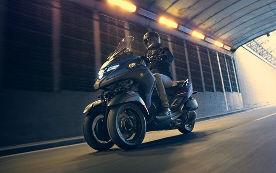 Verleihmotorrad Yamaha Tricity 300 vom Händler MotoYama GmbH - Bild 13 Verleihmotorrad Yamaha Tricity 300 vom Händler MotoYama GmbH - Bild 13