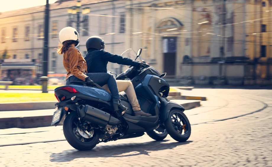 Verleihmotorrad Yamaha Tricity 300 vom Händler MotoYama GmbH Bild 9: Verleihmotorrad Yamaha Tricity 300 vom Händler MotoYama GmbH