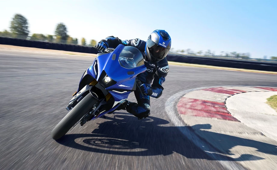 Verleihmotorrad Yamaha R125 vom Händler MotoYama GmbH Bild 13: Verleihmotorrad Yamaha R125 vom Händler MotoYama GmbH