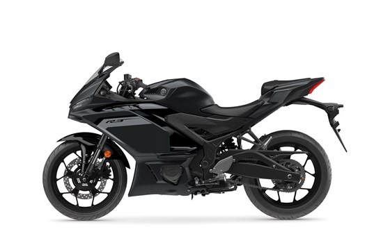 Verleihmotorrad Yamaha R3 vom Händler MotoYama GmbH - Bild 9 Verleihmotorrad Yamaha R3 vom Händler MotoYama GmbH - Bild 9