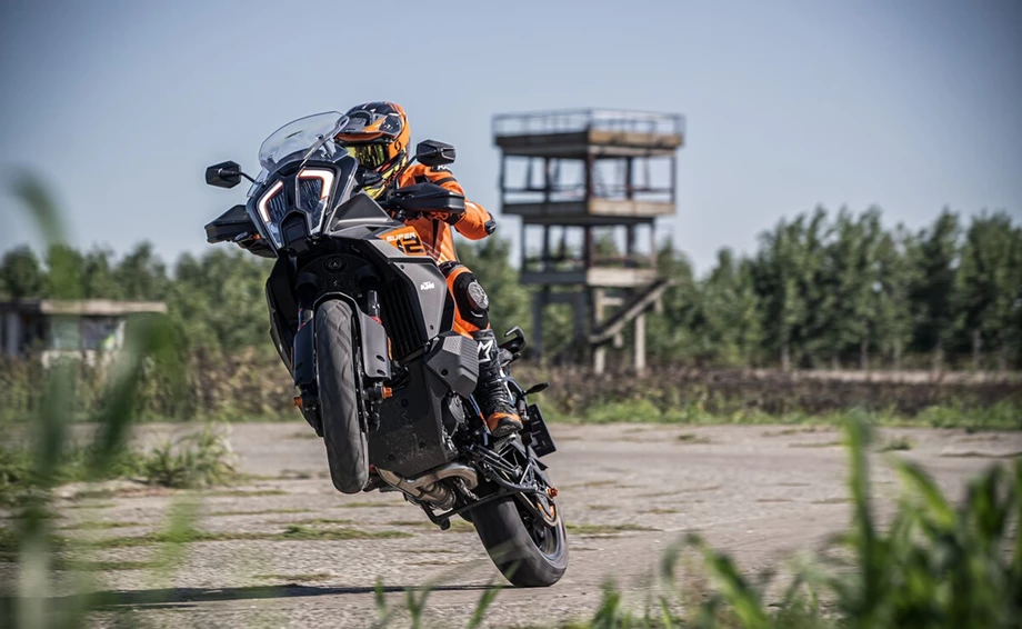 Verleihmotorrad KTM 1290 Super Adventure S vom Händler MotoYama GmbH Bild 20: Verleihmotorrad KTM 1290 Super Adventure S vom Händler MotoYama GmbH