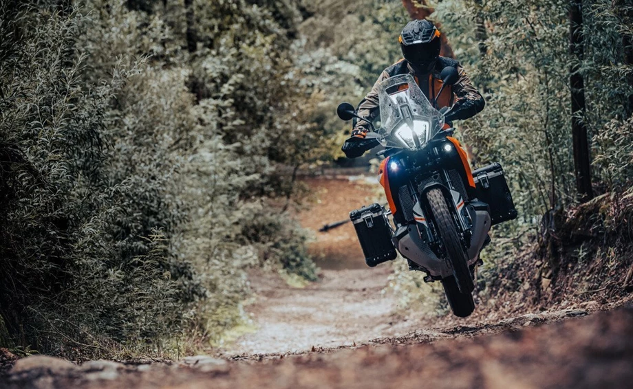Verleihmotorrad KTM 890 Adventure vom Händler MotoYama GmbH Bild 13: Verleihmotorrad KTM 890 Adventure vom Händler MotoYama GmbH