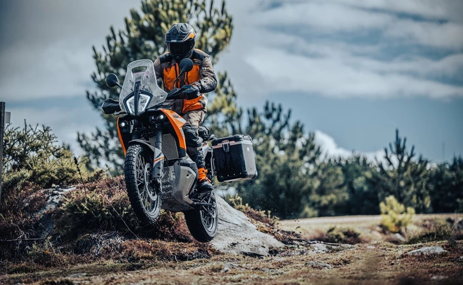 Verleihmotorrad KTM 890 Adventure vom Händler MotoYama GmbH Bild 2: Verleihmotorrad KTM 890 Adventure vom Händler MotoYama GmbH