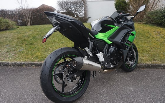 Verleihmotorrad Kawasaki Ninja 650 vom Händler Eichenberger Zweirad-Sport - Bild 4 Verleihmotorrad Kawasaki Ninja 650 vom Händler Eichenberger Zweirad-Sport - Bild 4