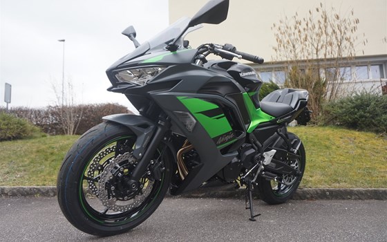 Verleihmotorrad Kawasaki Ninja 650 vom Händler Eichenberger Zweirad-Sport - Bild 7 Verleihmotorrad Kawasaki Ninja 650 vom Händler Eichenberger Zweirad-Sport - Bild 7