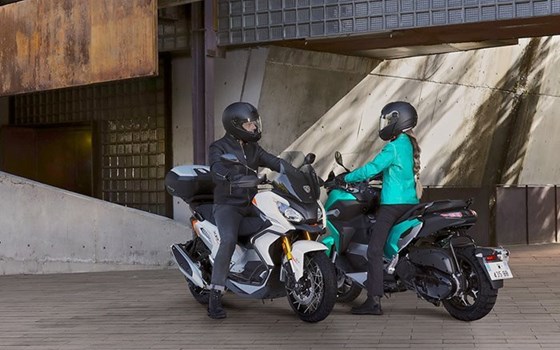 Verleihmotorrad Peugeot XP 400 GT vom Händler MüKe-Bikes GmbH - Bild 4