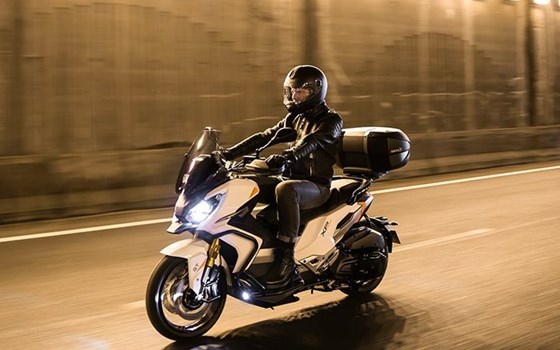 Verleihmotorrad Peugeot XP 400 GT vom Händler MüKe-Bikes GmbH - Bild 8