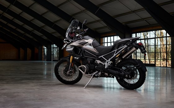 Verleihmotorrad Triumph Tiger 1200 Rally PRO vom Händler Triumph Wien Süd - Sonnleitner Wien GmbH - Bild 2 Verleihmotorrad Triumph Tiger 1200 Rally PRO vom Händler Triumph Wien Süd - Sonnleitner Wien GmbH - Bild 2