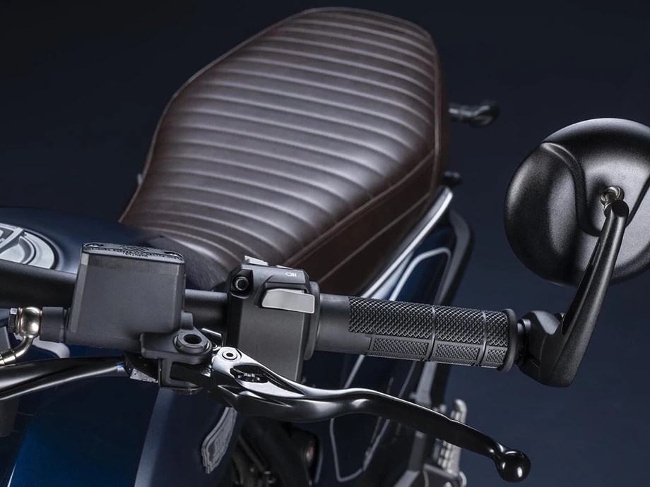 Verleihmotorrad Ducati Scrambler Nightshift vom Händler Ducati Hamburg  Bild 10: Verleihmotorrad Ducati Scrambler Nightshift vom Händler Ducati Hamburg