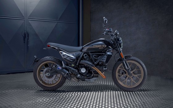 Verleihmotorrad Ducati Scrambler Full Throttle vom Händler Ducati Hamburg  - Bild 5 Verleihmotorrad Ducati Scrambler Full Throttle vom Händler Ducati Hamburg  - Bild 5