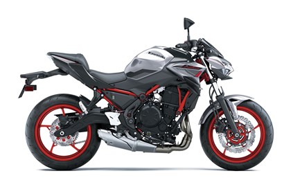 Leihmotorrad Kawasaki Z650