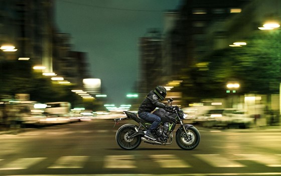 Verleihmotorrad Kawasaki Z650 vom Händler Zweiradcenter Umbach GmbH - Bild 9 Verleihmotorrad Kawasaki Z650 vom Händler Zweiradcenter Umbach GmbH - Bild 9