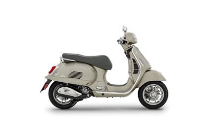 Leihmotorrad Vespa GTS 310