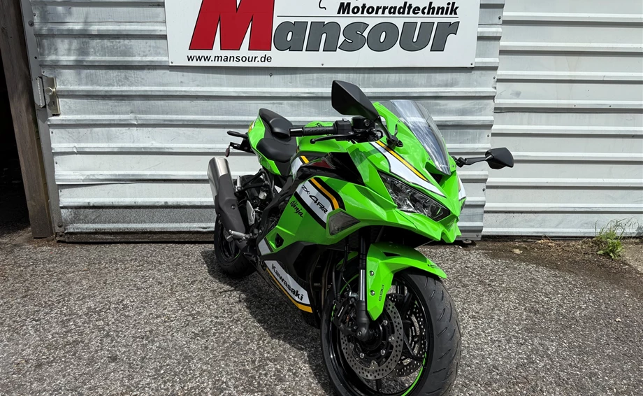Verleihmotorrad Kawasaki Ninja ZX-4RR vom Händler Mansour Motorradtechnik Bild 2: Verleihmotorrad Kawasaki Ninja ZX-4RR vom Händler Mansour Motorradtechnik