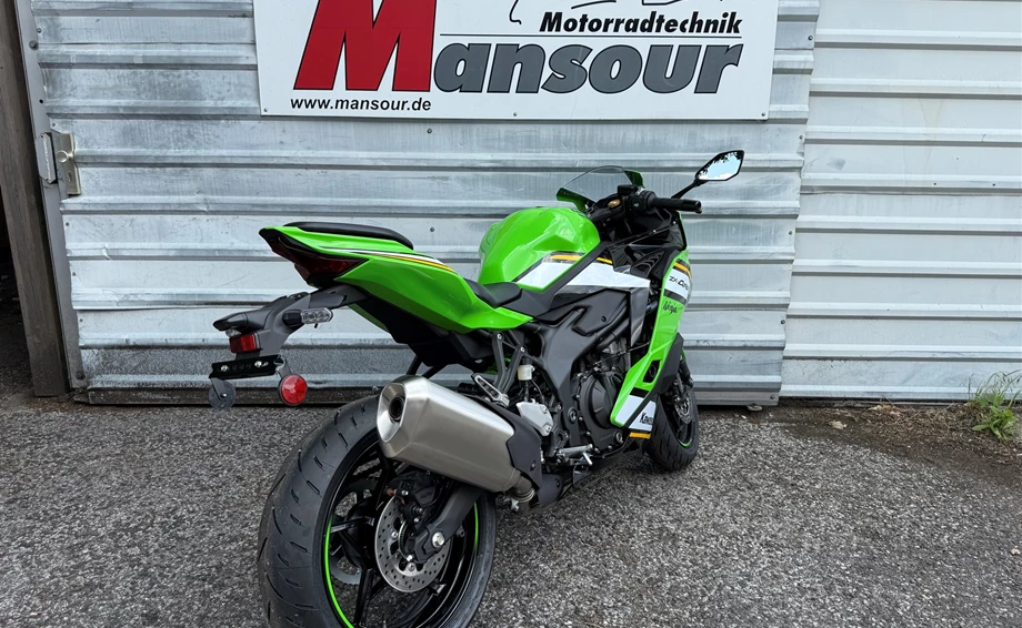 Verleihmotorrad Kawasaki Ninja ZX-4RR vom Händler Mansour Motorradtechnik Bild 5: Verleihmotorrad Kawasaki Ninja ZX-4RR vom Händler Mansour Motorradtechnik