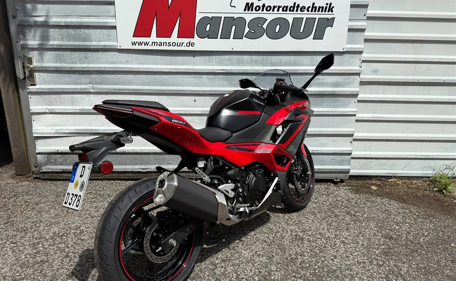 Verleihmotorrad Kawasaki Ninja 500 SE vom Händler Mansour Motorradtechnik Bild 5: Verleihmotorrad Kawasaki Ninja 500 SE vom Händler Mansour Motorradtechnik