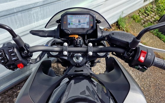 Verleihmotorrad Kawasaki Z7 Hybrid vom Händler Mansour Motorradtechnik - Bild 6 Verleihmotorrad Kawasaki Z7 Hybrid vom Händler Mansour Motorradtechnik - Bild 6