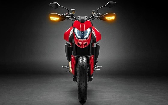 Verleihmotorrad Ducati Hypermotard 950 vom Händler DWM Motorradhandel GmbH - Bild 4 Verleihmotorrad Ducati Hypermotard 950 vom Händler DWM Motorradhandel GmbH - Bild 4