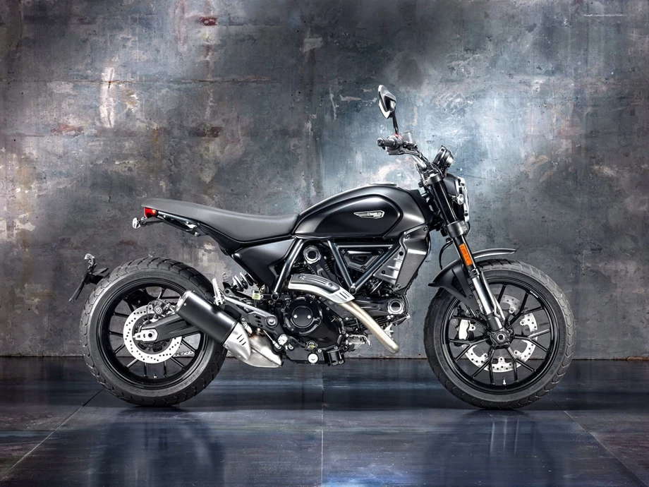 Verleihmotorrad Ducati Scrambler Icon Dark vom Händler März Motorradhandel GmbH Bild 7: Verleihmotorrad Ducati Scrambler Icon Dark vom Händler März Motorradhandel GmbH