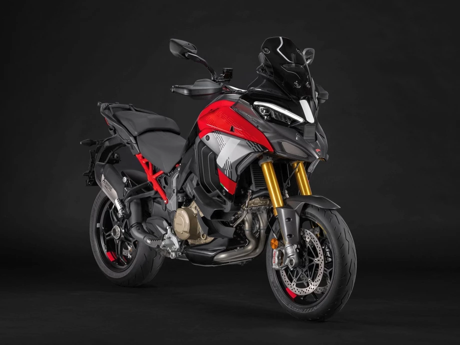 Verleihmotorrad Ducati Multistrada V4 Pikes Peak vom Händler März Motorradhandel GmbH Bild 4: Verleihmotorrad Ducati Multistrada V4 Pikes Peak vom Händler März Motorradhandel GmbH