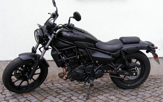 Verleihmotorrad Kawasaki Eliminator 500 vom Händler Motorrad Service Scheibe - Bild 1 Verleihmotorrad Kawasaki Eliminator 500 vom Händler Motorrad Service Scheibe - Bild 1