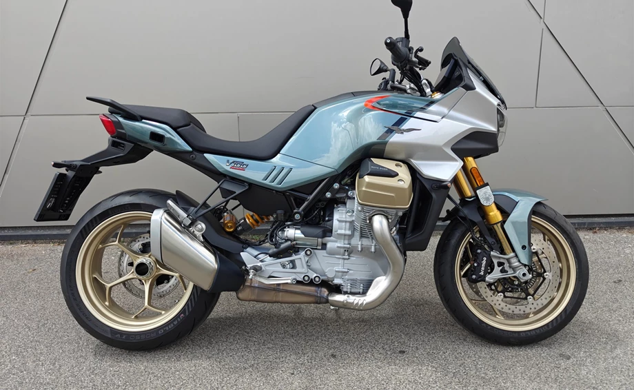 Verleihmotorrad Moto Guzzi V100 Mandello S vom Händler IL MOTO  Motorradhandel und Reparaturwerkstätte GesmbH Bild 1: Verleihmotorrad Moto Guzzi V100 Mandello S vom Händler IL MOTO  Motorradhandel und Reparaturwerkstätte GesmbH