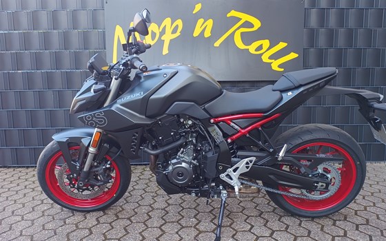 Verleihmotorrad Suzuki GSX-8S vom Händler Mop ´n Roll GmbH - Bild 2 Verleihmotorrad Suzuki GSX-8S vom Händler Mop ´n Roll GmbH - Bild 2